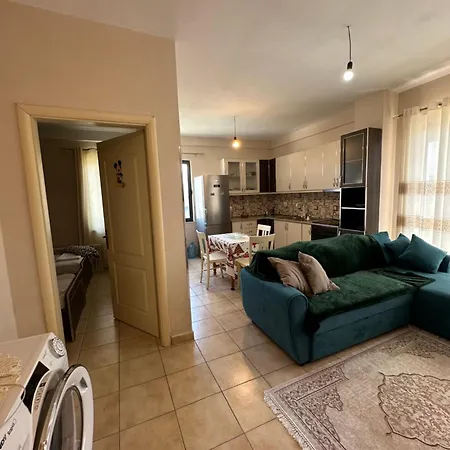 Apartment Rei' *